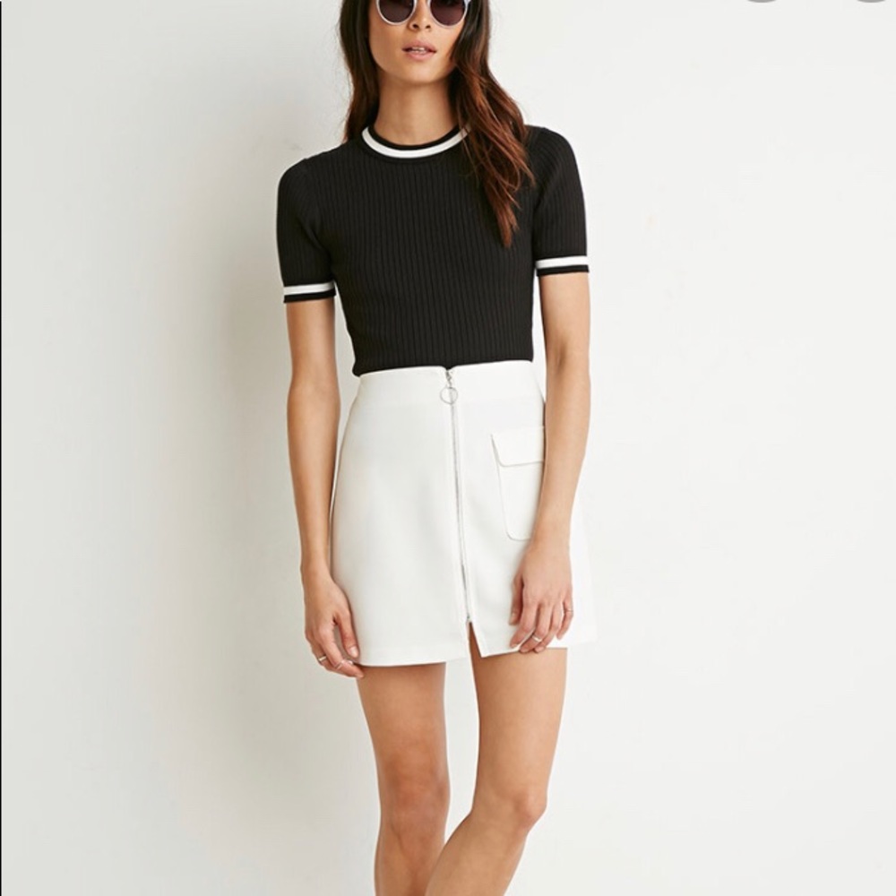 Forever 21 zip front mini skirt
